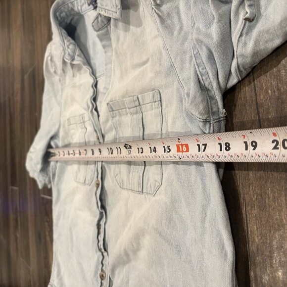 Democracy Elbow Puff Sleeve Button Down Washed Blue Denim Shirt Small (123) - Picture 7 of 7